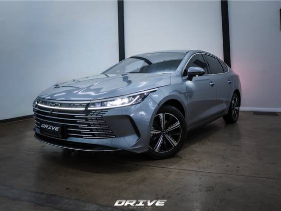 BYD KING 1.5 DM-I PHEV GS AUTOMÁTICO BYD KING 1.5 DM-I PHEV GS AUTOMÁTICO